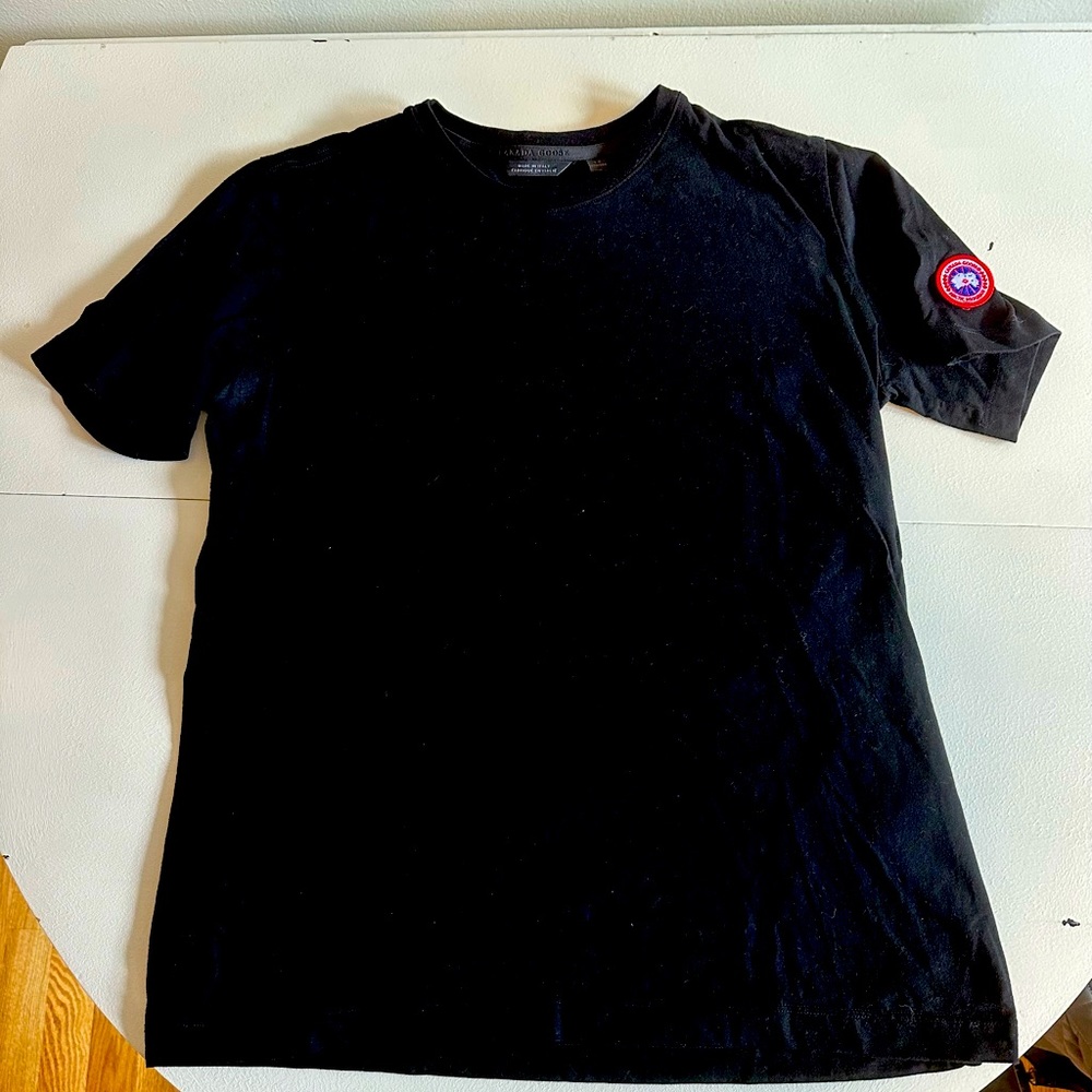 Canada goose tee shirt